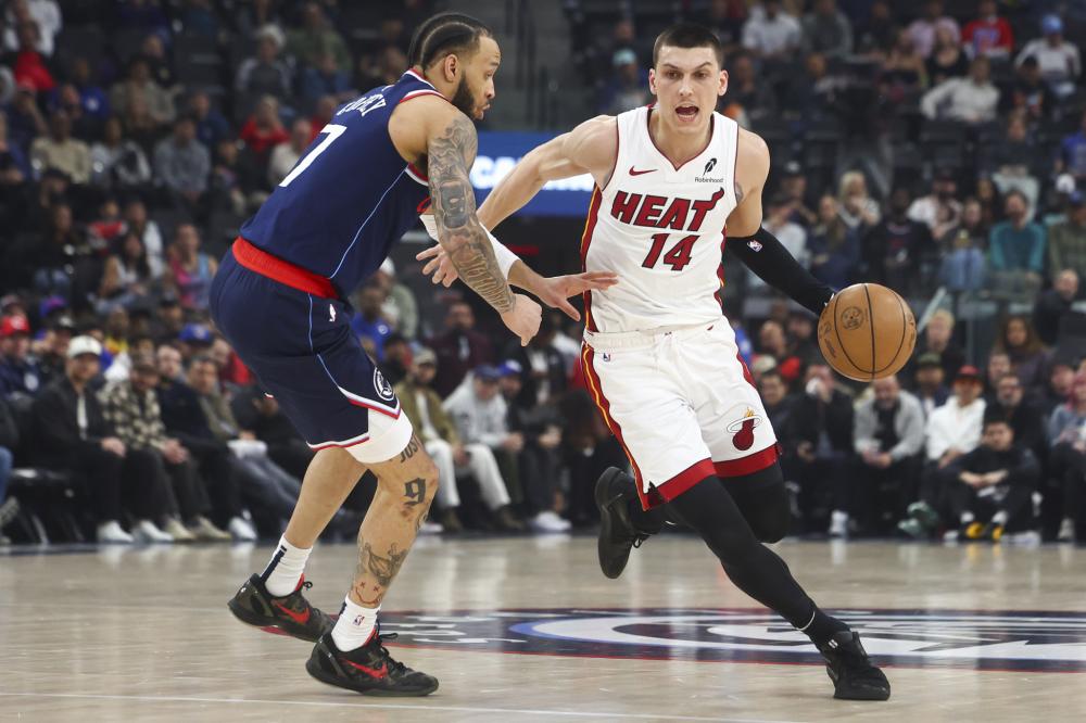 本次比赛在 本次比赛在